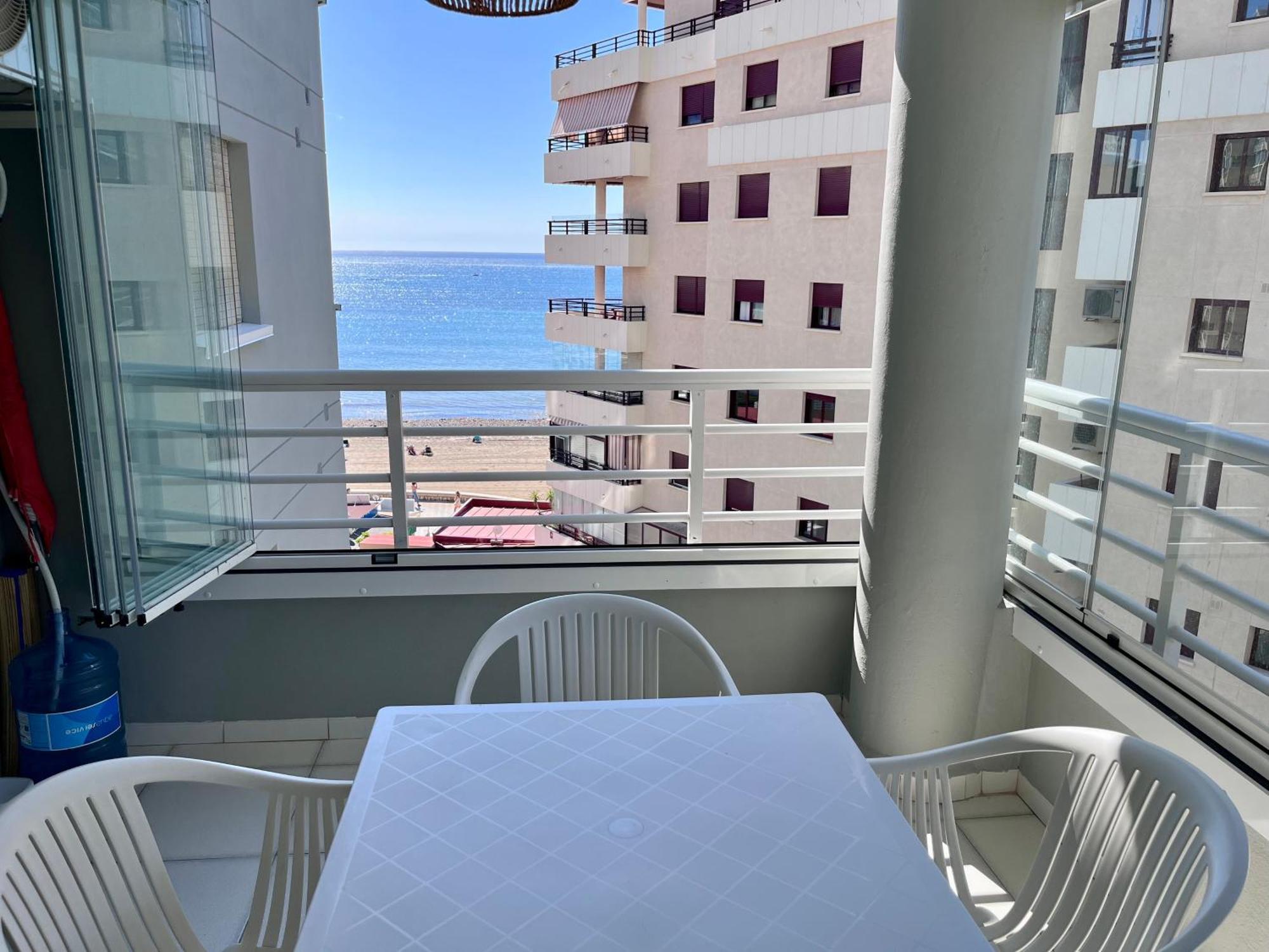 Modern On The With Pool * Calpe